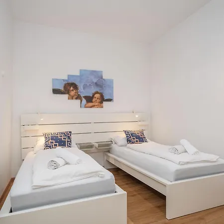 Moderne Stilvolle Im Herzen Muenchens Lägenhet München