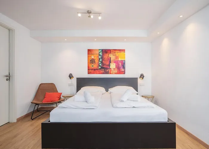 Moderne Stilvolle Im Herzen Muenchens Munich