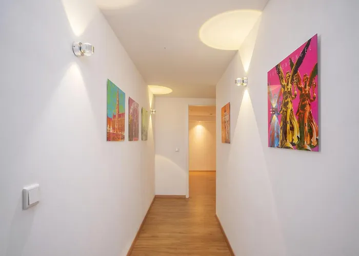 Moderne Stilvolle Im Herzen Muenchens Appartement