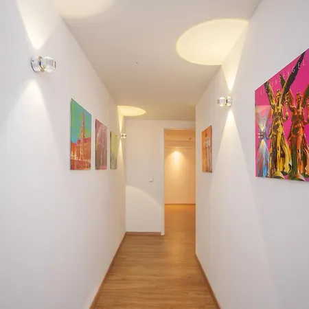 Moderne Stilvolle Im Herzen Münchens Apartment